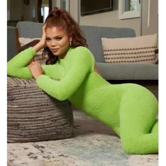 Savage X Fenty Fluff It Up Jumpsuit in Kelly Green Size 3X - Picture 1 of 4